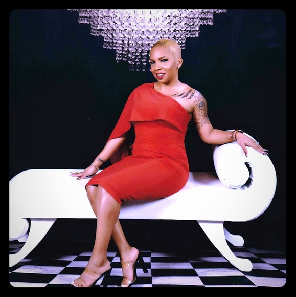 Meet your Posher, Ashana - Picture 1 of 1